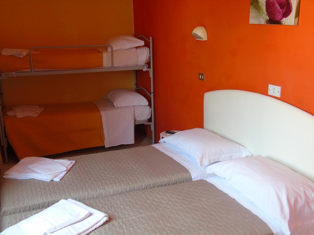 Hotel Morri'S Rimini Phòng bức ảnh